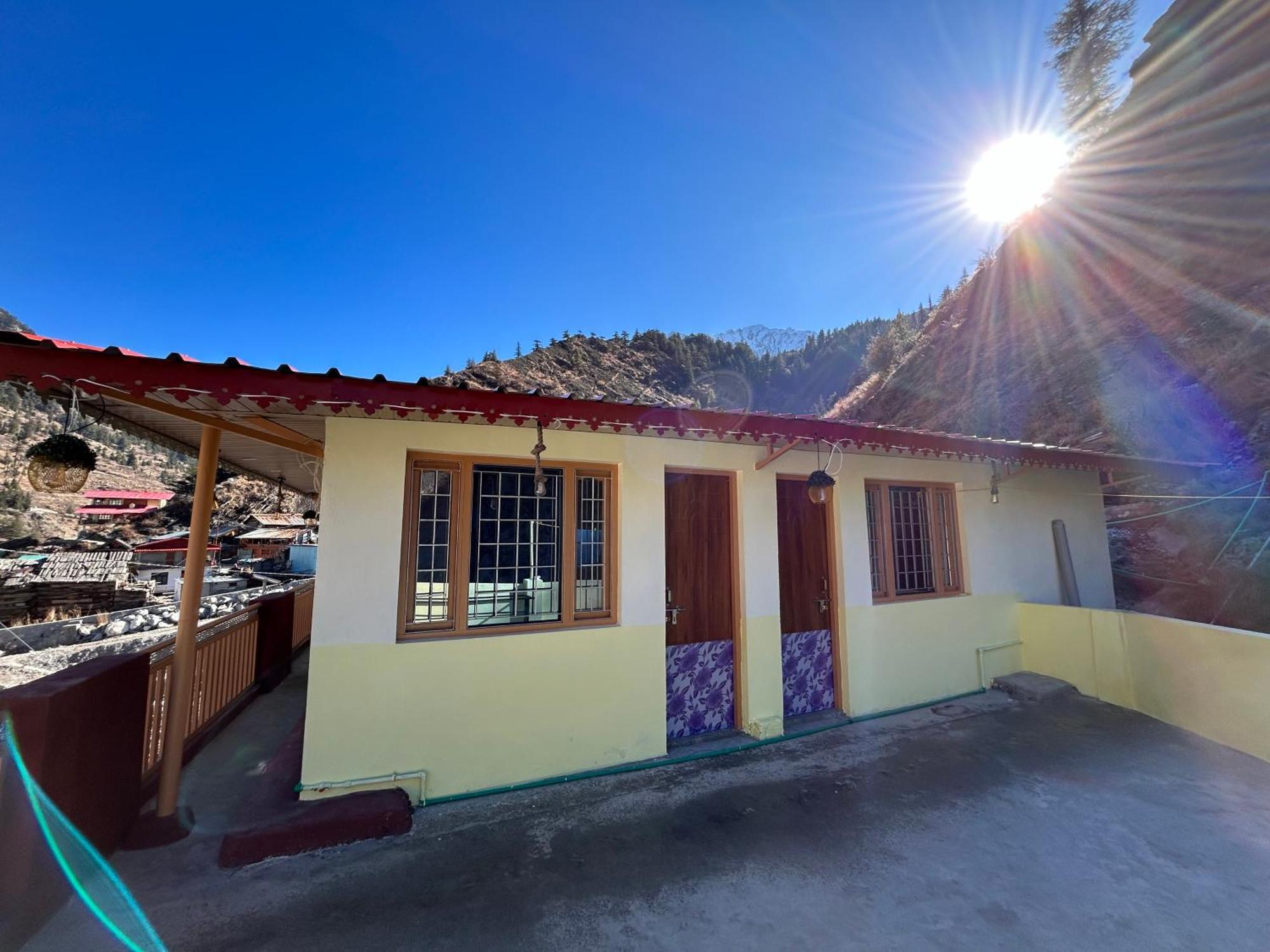 Laxmi Narayan Homestay-Harshil Harsil Extérieur photo