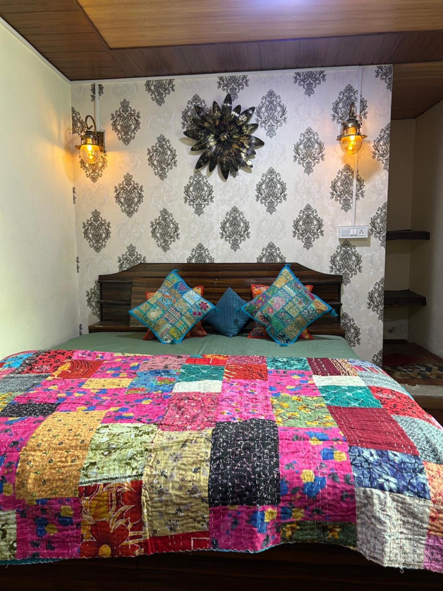 Laxmi Narayan Homestay-Harshil Harsil Extérieur photo