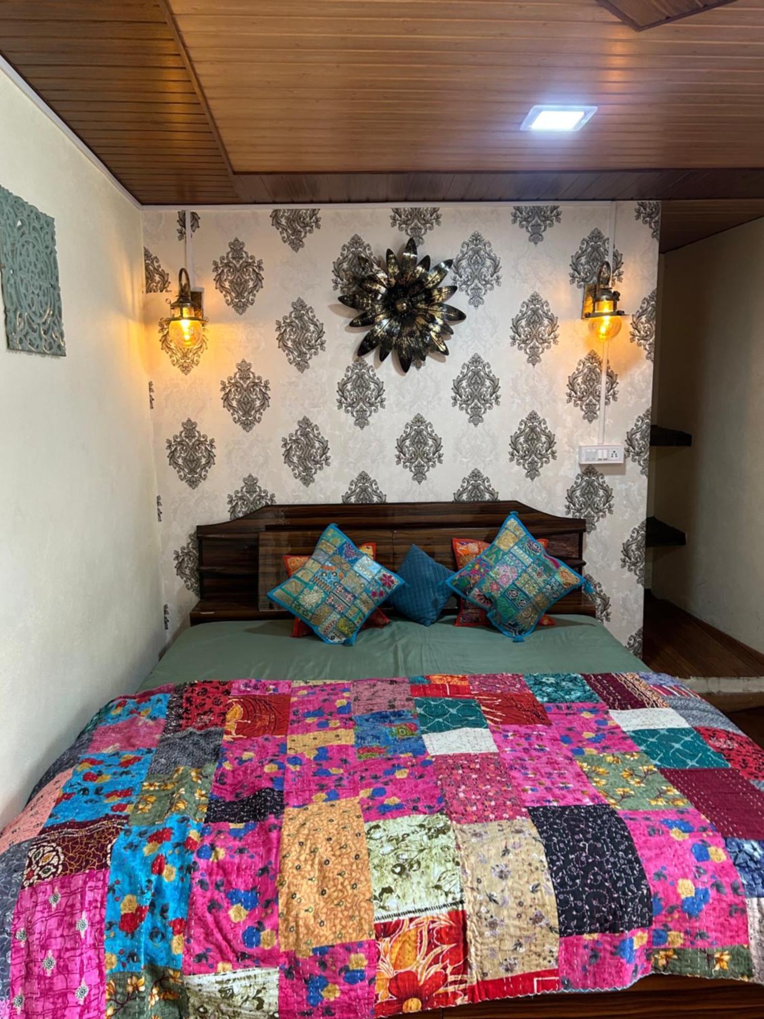 Laxmi Narayan Homestay-Harshil Harsil Extérieur photo