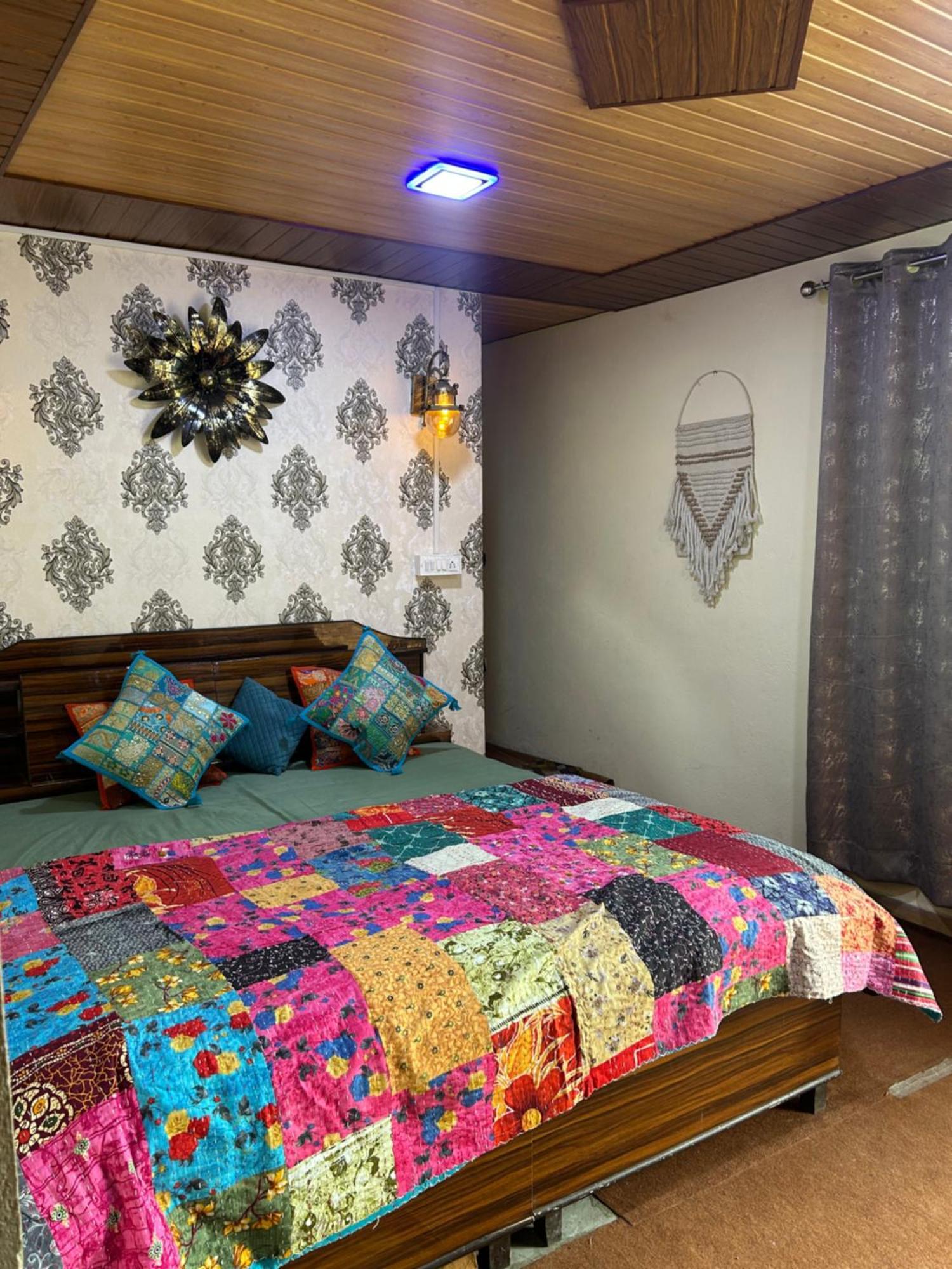 Laxmi Narayan Homestay-Harshil Harsil Extérieur photo